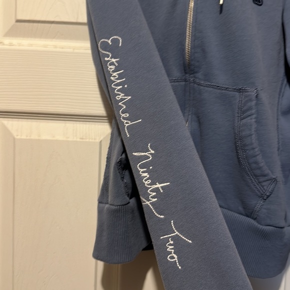 Abercrombie & Fitch Women’s Zip up Hooded jacket - Picture 4 of 6